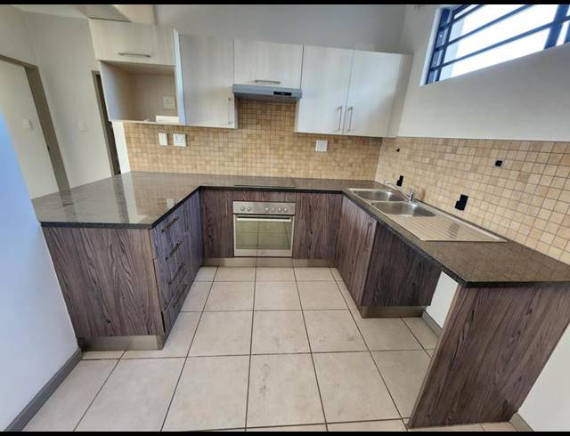 2 BEDROOM APARTMENT FOR SALE IN ELARDUSPARK